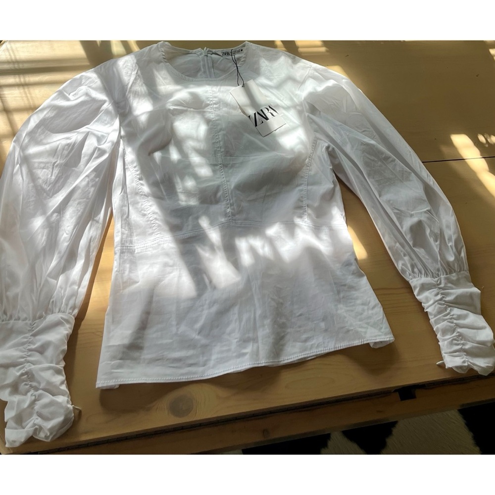 ZARA VOLUMINOUS POPLIN TOP
7851/649 - Picture 6 of 7